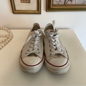 White converse all stars